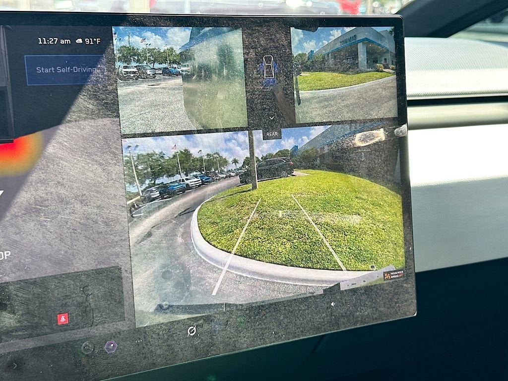 2024 Tesla Cybertruck Base