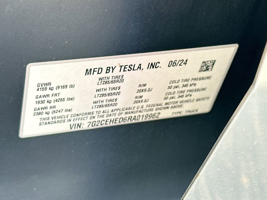 2024 Tesla Cybertruck Base
