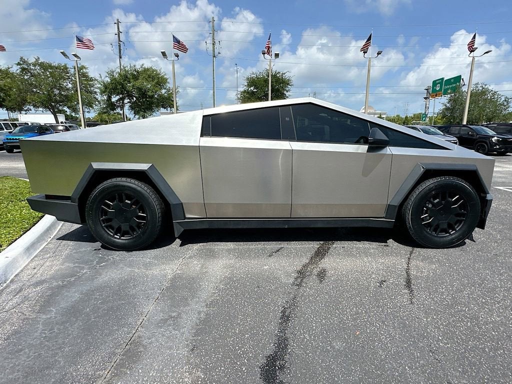 2024 Tesla Cybertruck Base