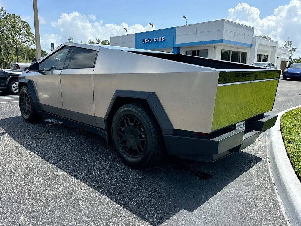 2024 Tesla Cybertruck Base