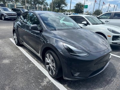2024 Tesla Model Y Long Range