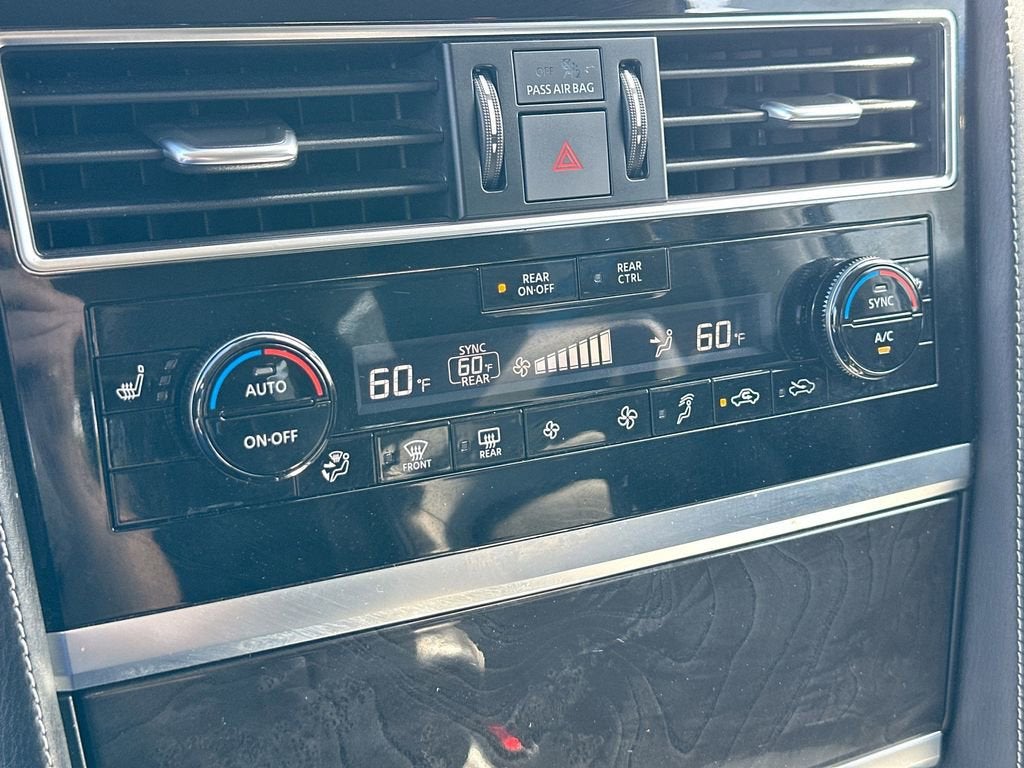 2024 INFINITI QX80 LUXE