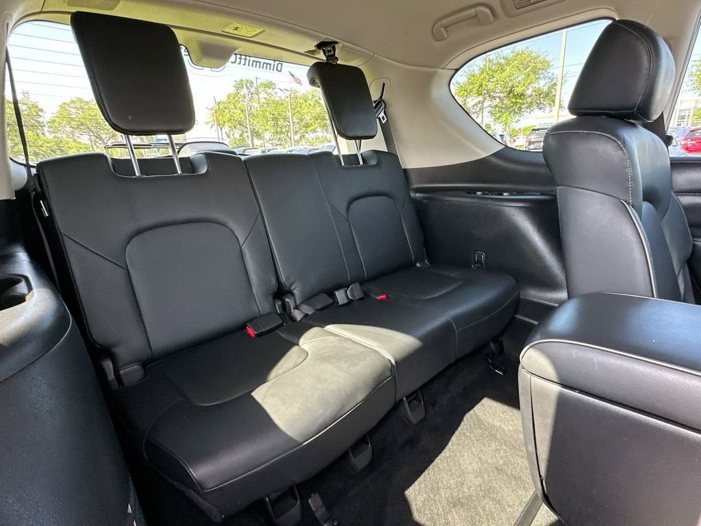 2024 INFINITI QX80 LUXE