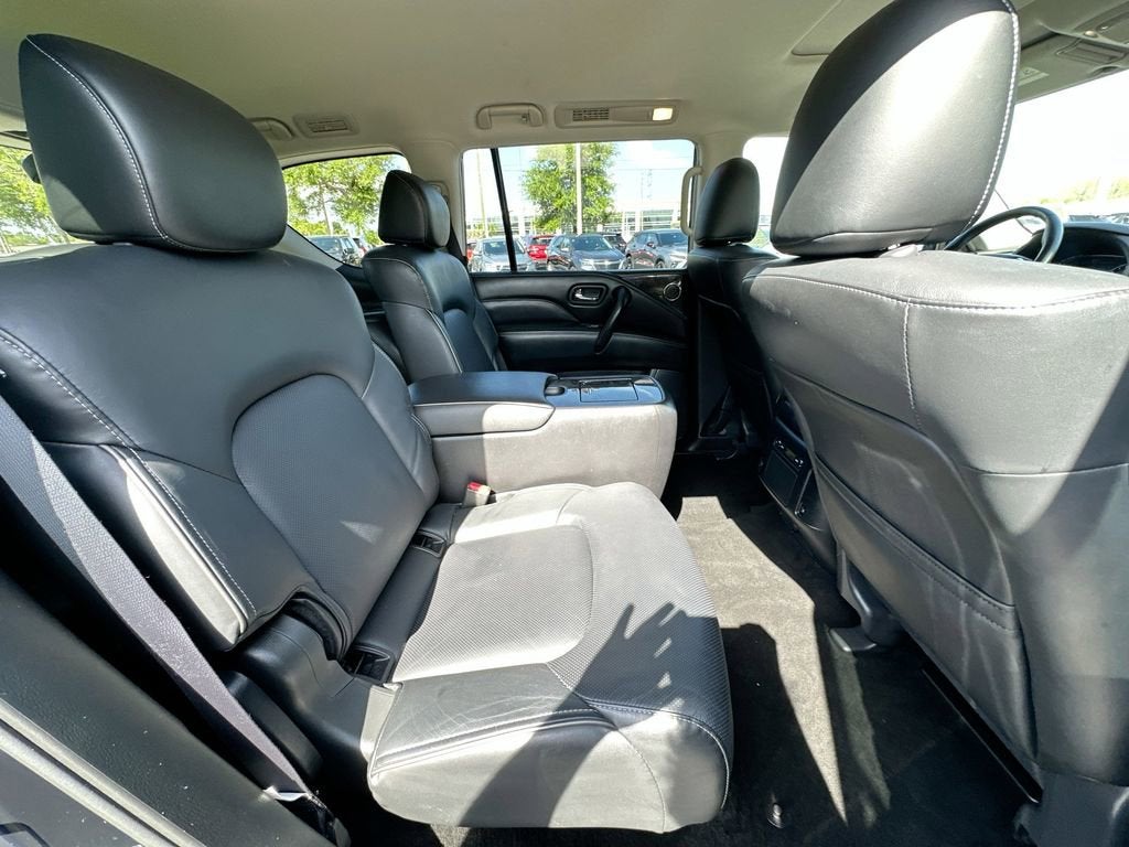 2024 INFINITI QX80 LUXE