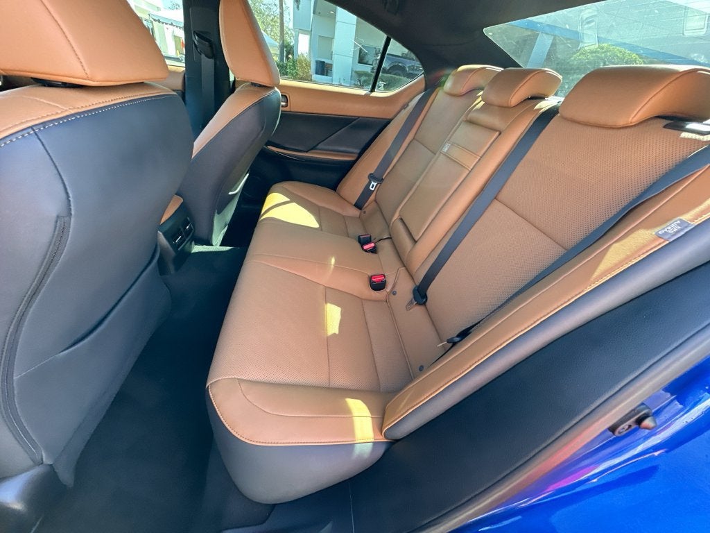 2025 Lexus IS 350 F SPORT Design