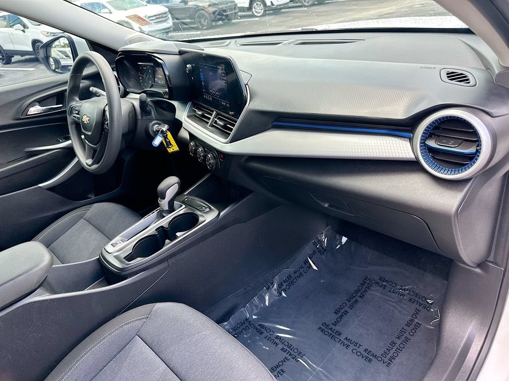 2024 Chevrolet Trax LS