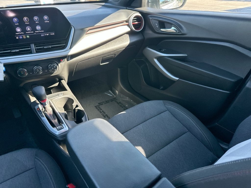 2024 Chevrolet Trax RS - Photo 22