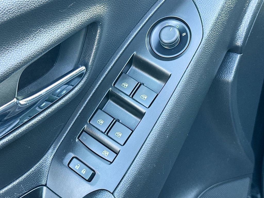 2022 Chevrolet Trax LS