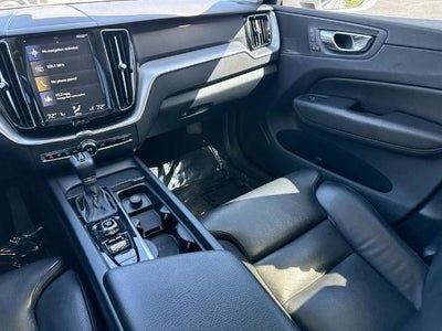 2019 Volvo XC60 T5 Momentum