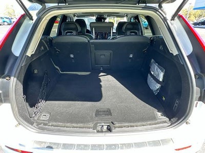 2019 Volvo XC60 T5 Momentum