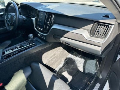2019 Volvo XC60 T5 Momentum