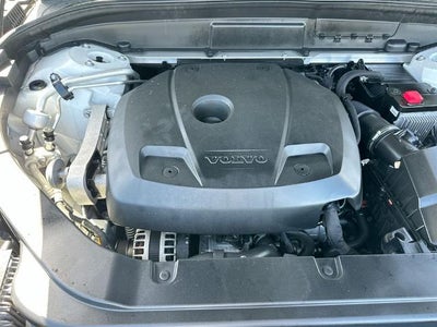 2019 Volvo XC60 T5 Momentum