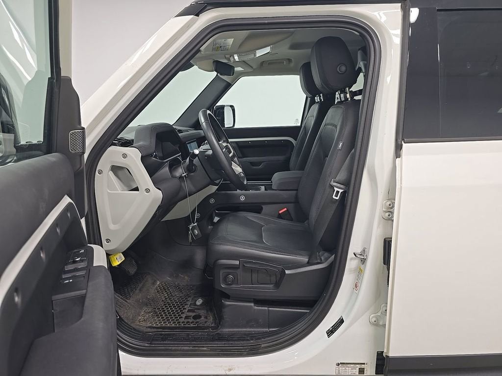 2023 Land Rover Defender 110 S