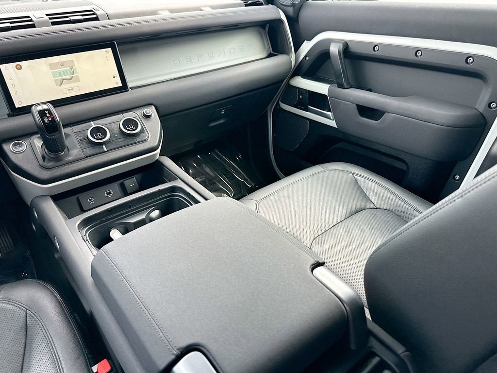 2023 Land Rover Defender 110 S