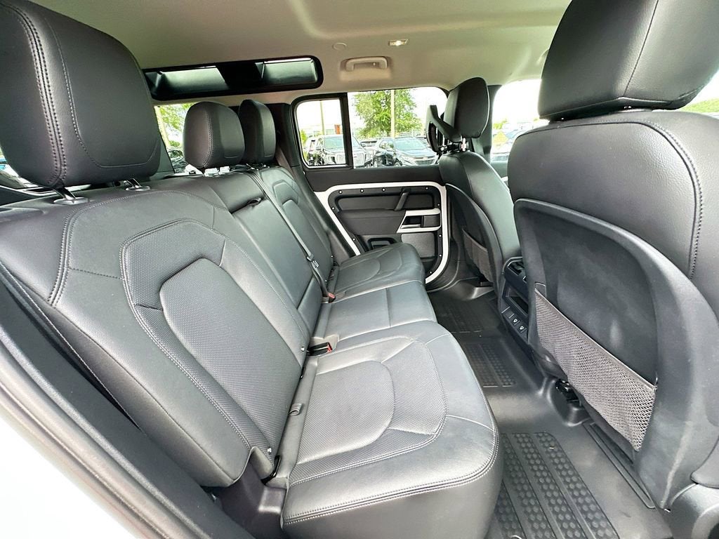 2023 Land Rover Defender 110 S