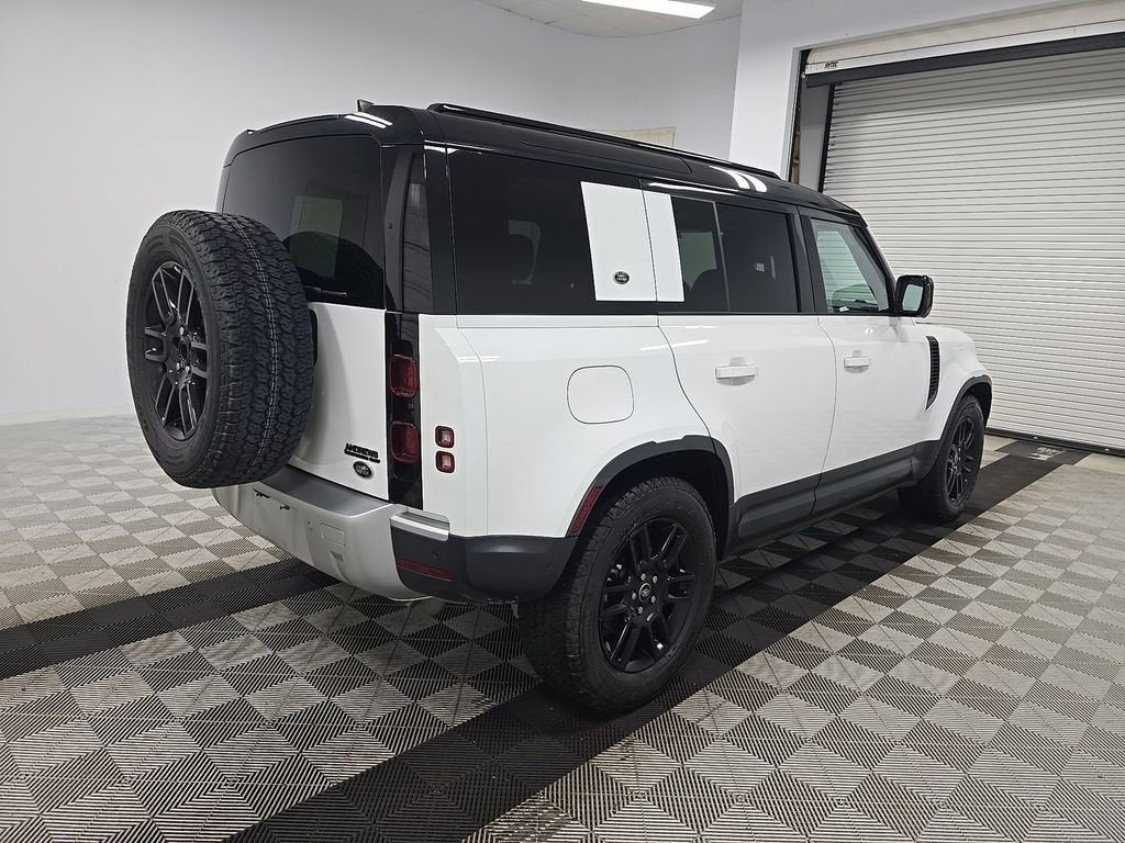 2023 Land Rover Defender 110 S