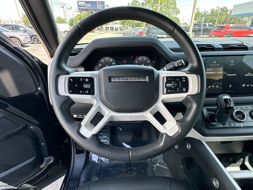 2025 Land Rover Defender S