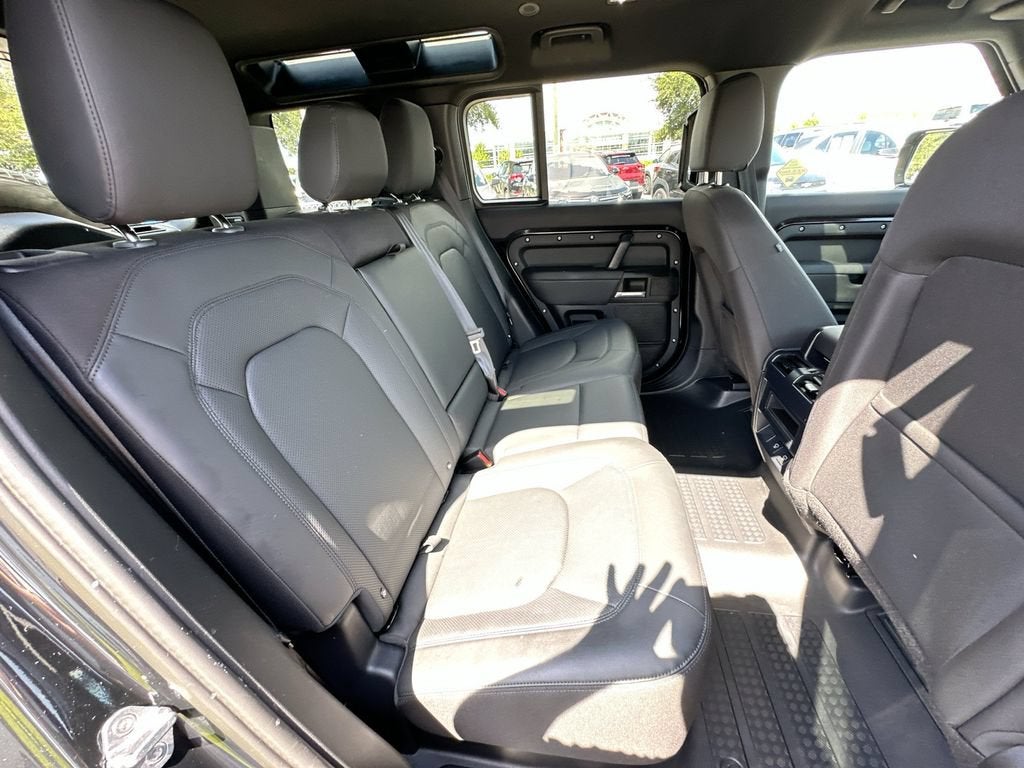 2025 Land Rover Defender S