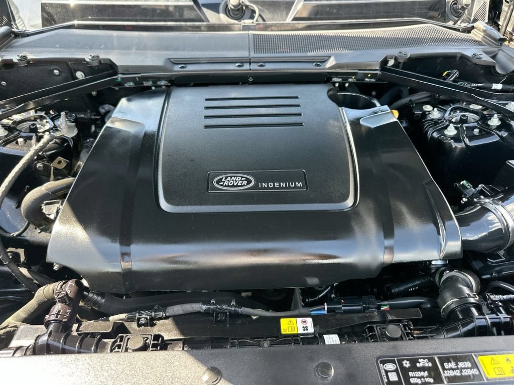 2025 Land Rover Defender S