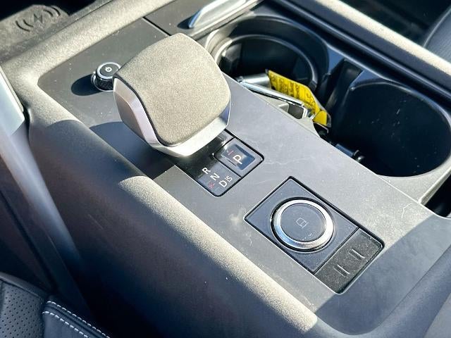 2023 Land Rover Discovery P360 Metropolitan Edition