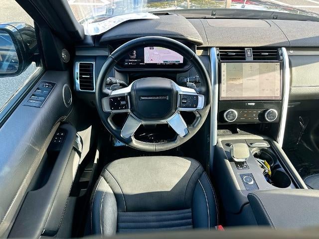 2023 Land Rover Discovery P360 Metropolitan Edition