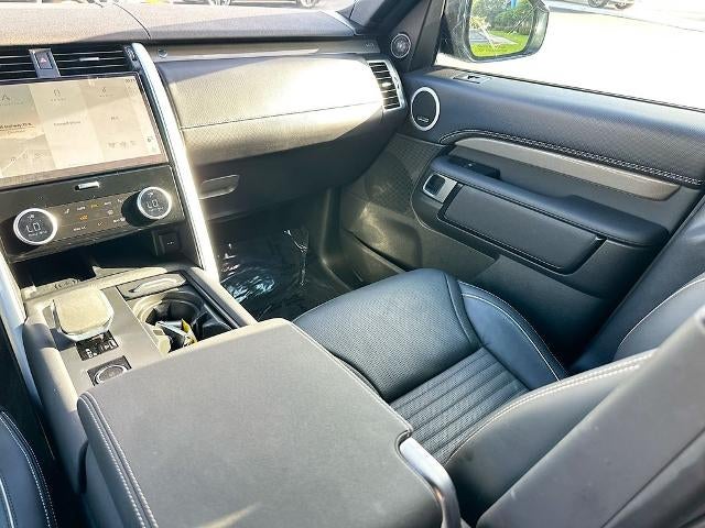 2023 Land Rover Discovery P360 Metropolitan Edition