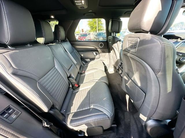 2023 Land Rover Discovery P360 Metropolitan Edition