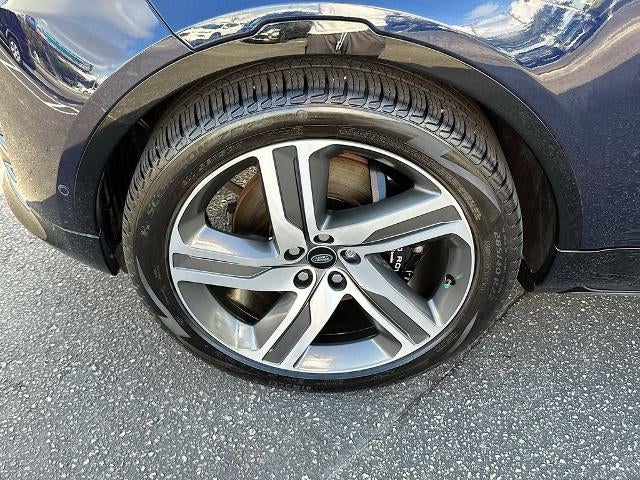 2023 Land Rover Discovery P360 Metropolitan Edition