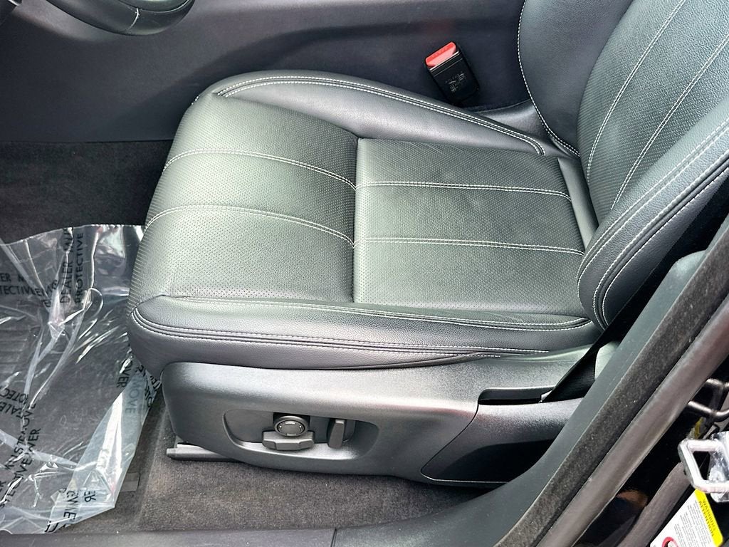2022 Land Rover Range Rover Velar P250 R-Dynamic S