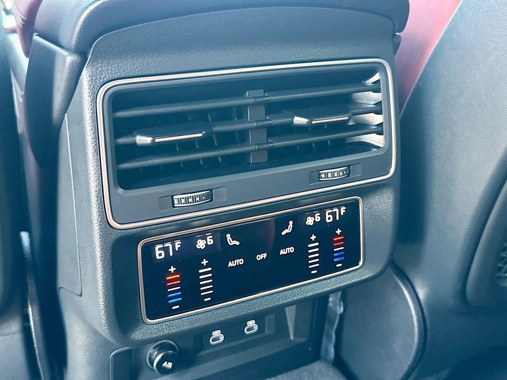 2024 Audi SQ8 Premium Plus 4.0 TFSI quattro