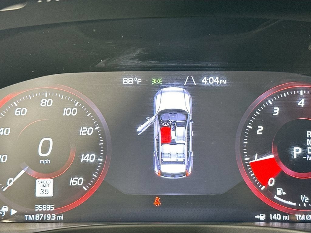 2022 Volvo XC40 T4 Inscription