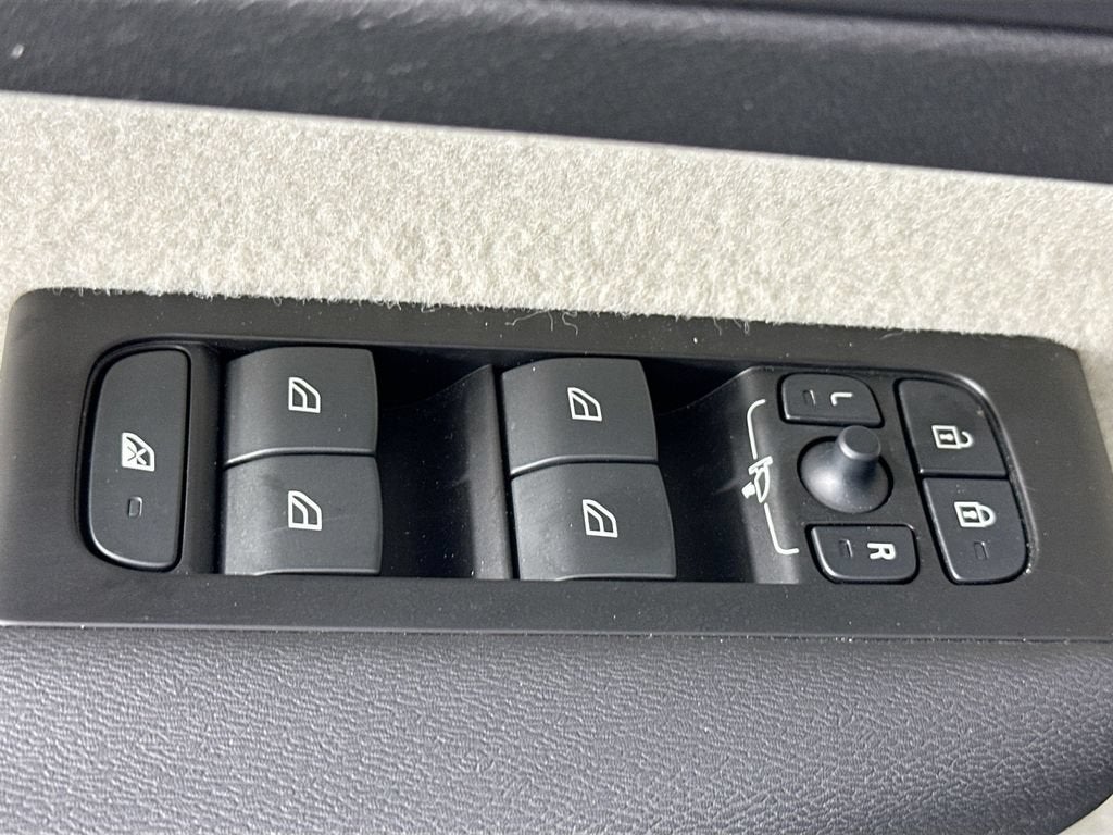 2022 Volvo XC40 T4 Inscription