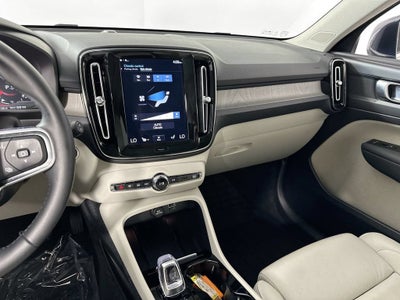 2022 Volvo XC40 T4 Inscription