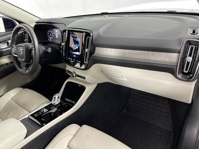 2022 Volvo XC40 T4 Inscription