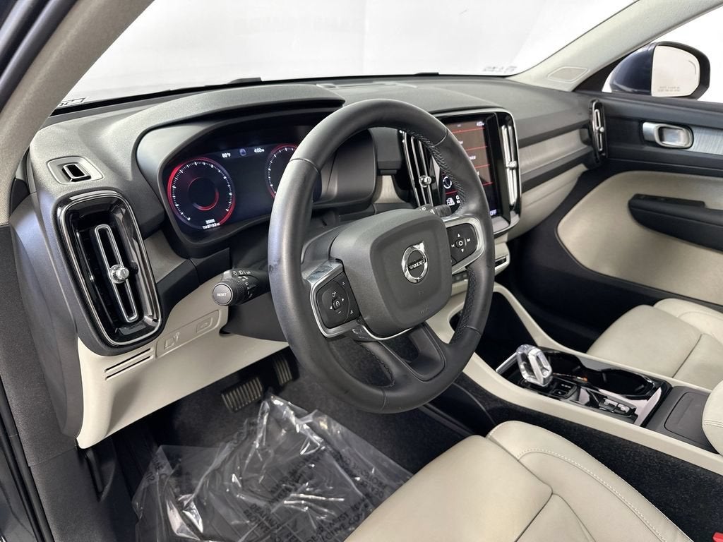 2022 Volvo XC40 T4 Inscription